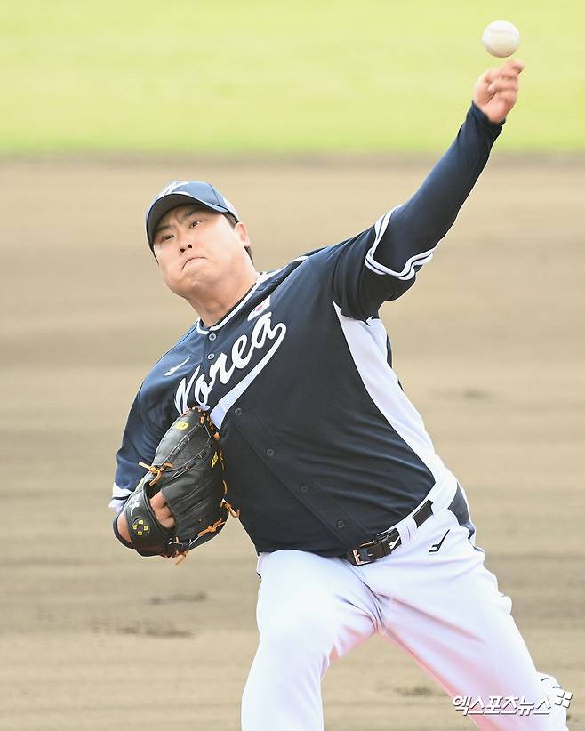 한화 타선 '꽁꽁 묶은' 한화 류현진, 이 선수에