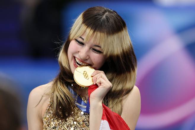 '얼마나 좋았으면' 미국에 24년만에 金 안긴 피겨 리우, 카메라 향해 '욕설'...그럼에도 팬들은