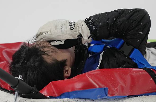 '끔찍 사고→얼굴 감싼' 이승훈, 韓 최초 결선 속 부상 마무리...