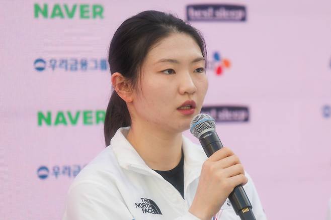 최민정 “올림픽 은퇴” 선언에, 소원했던 심석희 “노력해줘서 고마워”