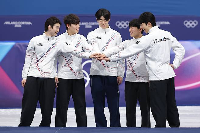 금메달 2개도 장담 못한 한국 쇼트트랙의 반전, ‘효자 종목’ 자리 지켰지만···다음 올림픽 위한 숙제 안았다