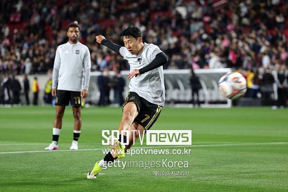 ‘美쳤다’ 오늘은 손흥민을 GOAT로 불러야, ‘메시보다 높은 평점’ 45분 미친 판정승…평점 7점vs평점 6점 ‘이겼다’