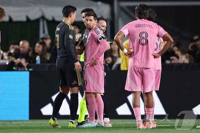 [뉴스1 PICK]손흥민, 메시 앞에서 어시스트 기록...LAFC 3-0 완승 견인