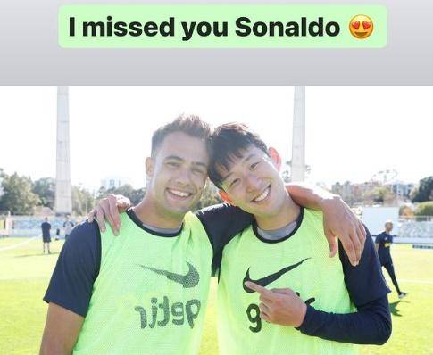 손흥민, 'MLS 스타 맞네'...반갑게 안아준 메시, 경기 중 유니폼 요청 센터백