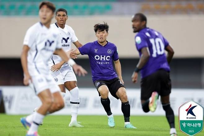 “선수가 감독에게 대들어 싸웠는데 다음날 선발 출전” 김보경이 유럽에서 경험한 최고 쇼크···“유럽은 문화가 달라” [이근승의 믹스트존]