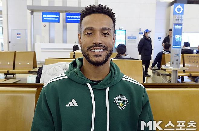 “선수가 감독에게 대들어 싸웠는데 다음날 선발 출전” 김보경이 유럽에서 경험한 최고 쇼크···“유럽은 문화가 달라” [이근승의 믹스트존]