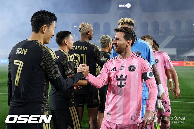 메시 눌렀다…손흥민 도움+흥행 신기록, 7만5673명 앞 3-0 완승