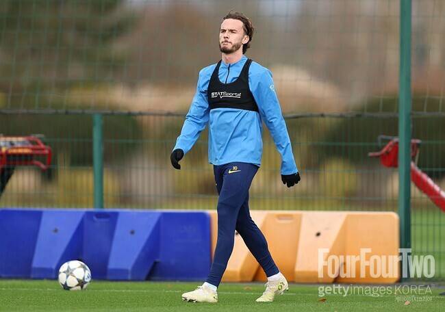 '강등 위기' 토트넘 구할 구세주가 온다...손흥민 절친 매디슨, 아스널전 앞두고 1군 훈련 전격 합류