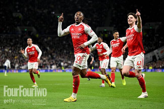 [pl.review] 토트넘, 진짜 망했습니다...'에제+요케레스 멀티골' 아스널에 북런던 더비 1-4 완패→강등권과 4점 차