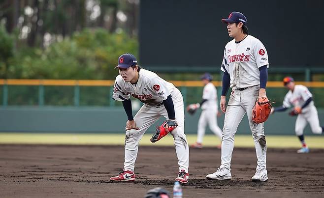 괘씸하긴 한데 가정형편을 생각하면… ‘도박장 스캔들’ 롯데, 자체 징계 수위 딜레마