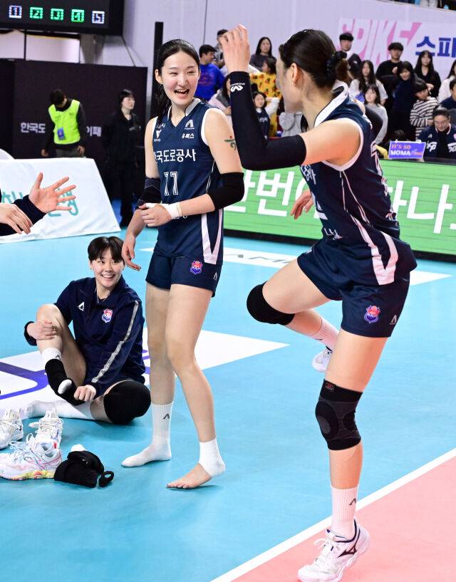 '김세빈을 고발합니다', 세상에 완전범죄는 없다… 배유나 신발 적신 '물세례' 범인의 정체 [유진형의 현장 1mm]