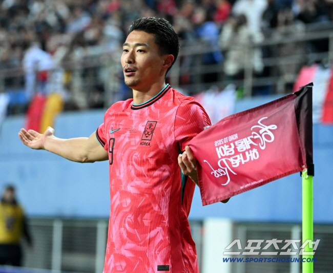 '아, 안타깝다' 오현규 3호골 터진날 '15분만에 재교체', 인간승리 조규성 하필 또 무릎 부상…3월 A매치 출전 불투명