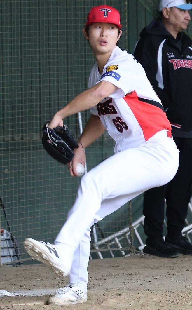 냉정한 이범호, ‘네임드 베테랑’ 하나도 안 불렀다… 무한경쟁 선포인가, 누가 살아남을까