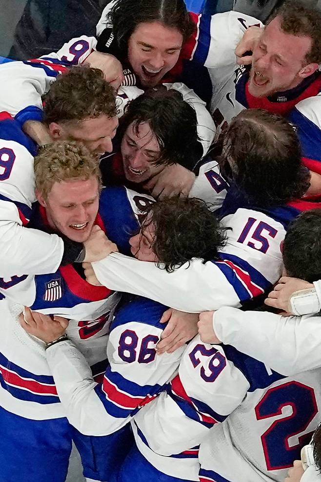 한국은 금메달리스트라도 이렇게 인터뷰 불가...맥주 들고 만취 상태로