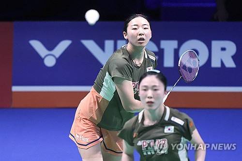 韓 배드민턴 안타까운 소식…女 복식 세계 5위, 전영 오픈 불참한다→'원투 펀치' 동반 출격 실패+공희용-김혜정, 명단서 사라졌다