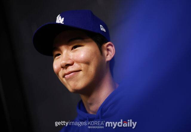 로버츠 결단 내렸다, WBC 직전까지 김혜성 밀어준다…