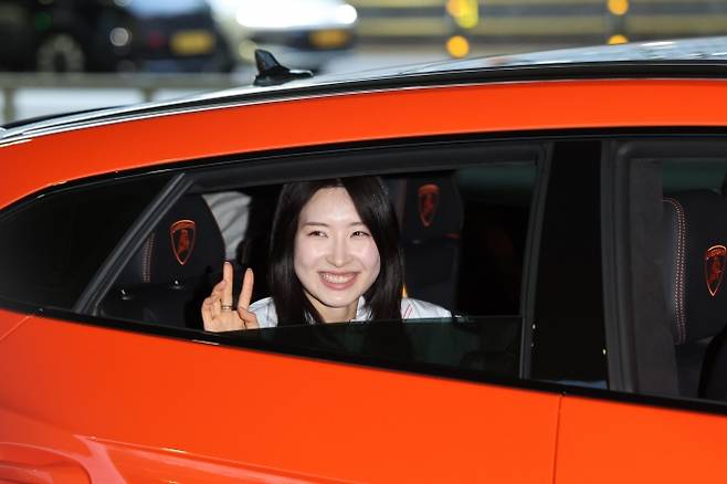 ‘람보르길리’ 뜨자 람보르기니 응답했다…김길리, 金金 목에 걸고 슈퍼카 귀국