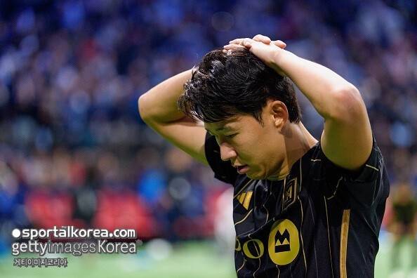 손흥민도 1.8군으로는 무리인가? 45분만에 5골 넣던 팀 맞나… 선발 7자리 교체한 LAFC, 레알 에스파냐와 0-0으로 전반 종료