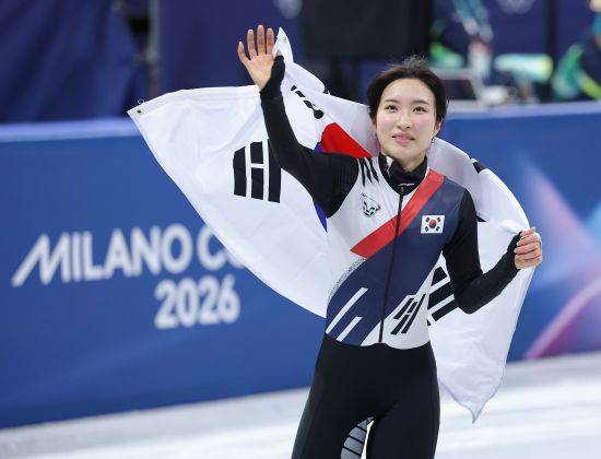 '최민정이 양보?' 金金 김길리, 1500m 결승 추월 상황 직접 입 열다…