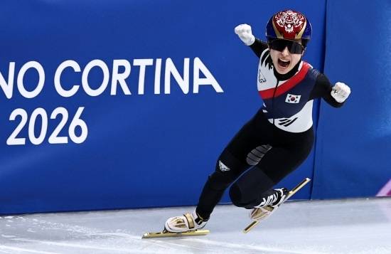 '최민정이 양보?' 金金 김길리, 1500m 결승 추월 상황 직접 입 열다…