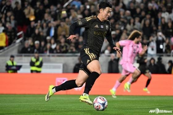 '손흥민 45분 만에 교체' LAFC 감독 이유 직접 밝혔다