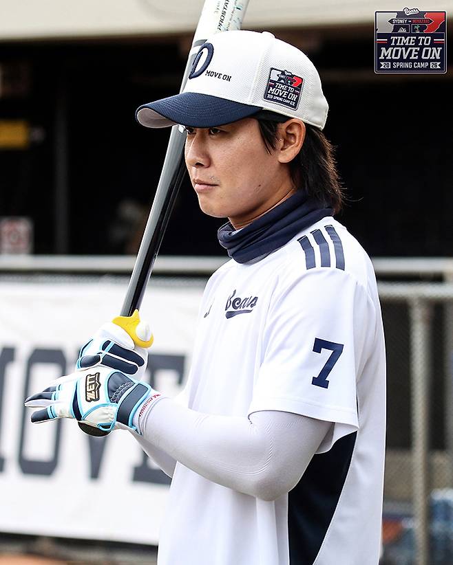 구단주 오신 날, 80억 가치 제대로 보여줬다… 리드오프+명품 수비, ‘현질’의 맛 미리 봤다