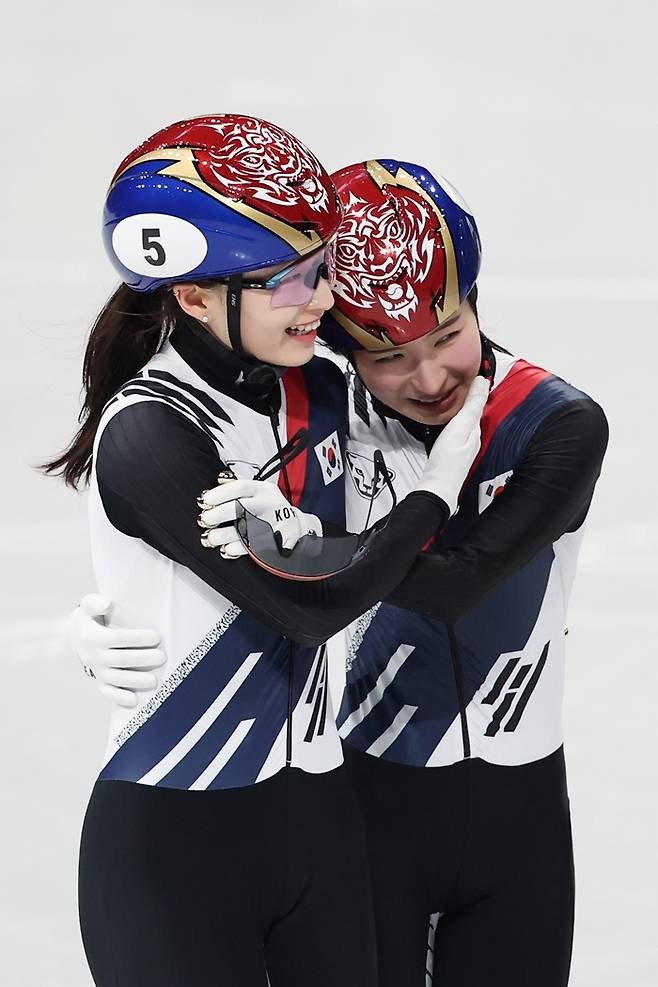 ‘언니가 동생 양보? 아님 추월?’ 女 1500m 金 람보르길리, 솔직하게 밝혔다…”제가 나갈 시도를 했다”
