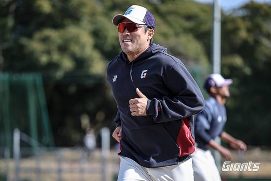 롯데에 떨어진 '원정도박' 폭탄,