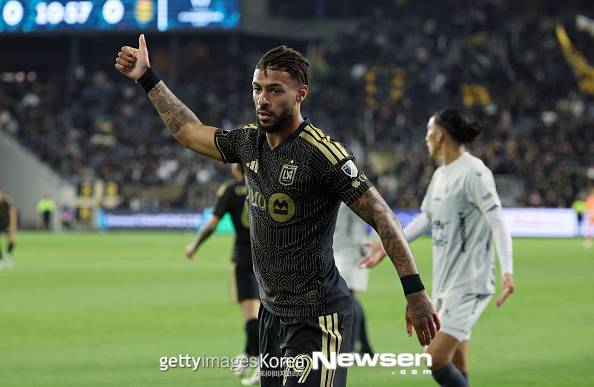 ‘손흥민과 3년 더’ 부앙가, LAFC와 재계약