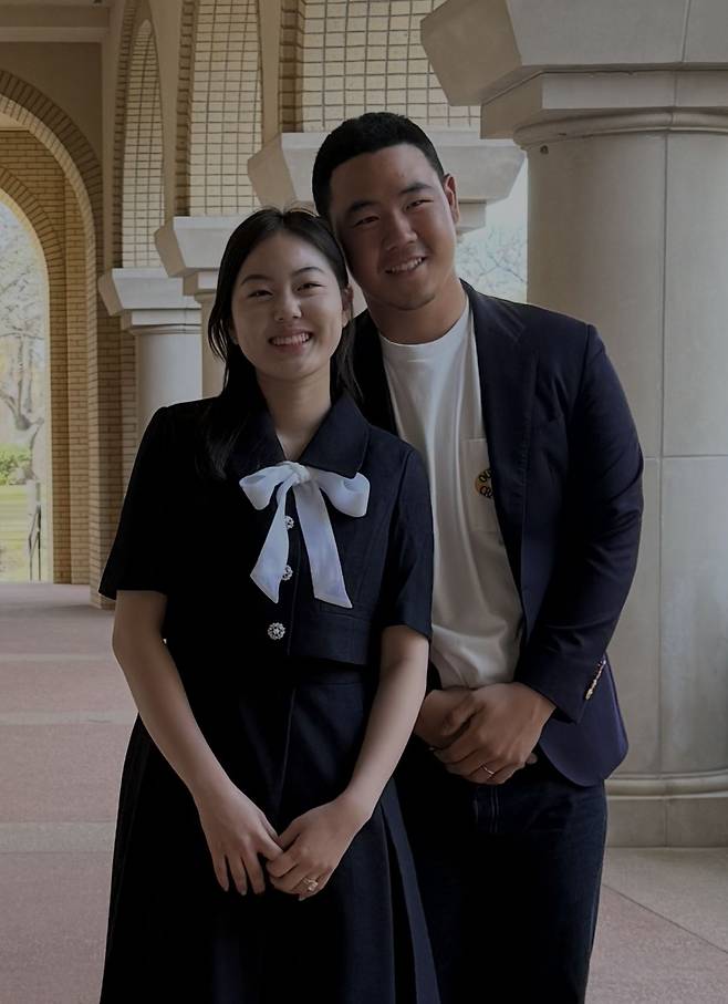 [단독] PGA 3승 김주형, '내려놓음' 이용규 선교사 딸과 결혼