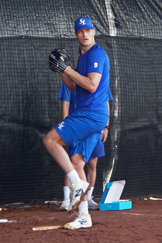 삼성, 이번엔 진짜 초비상…원태인 이어 ‘빅리거’ 매닝마저 팔꿈치 통증 귀국