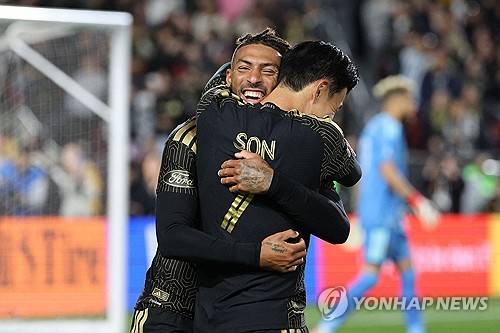 '손흥민 파트너' 부앙가, LAFC와 재계약 '최대 2030년까지'