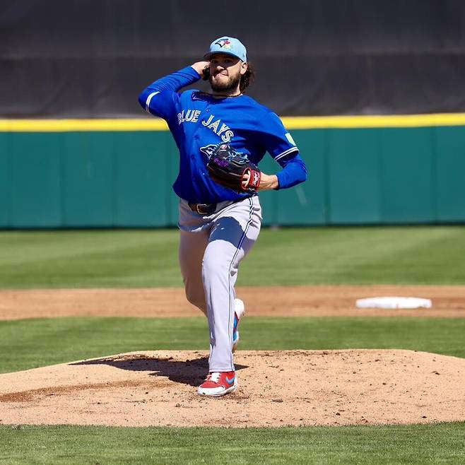 “다리가 후들거렸다” 폰세 솔직한 고백… 현지 언론도 “인상적” 칭찬, 역수출 신화 시작됐다