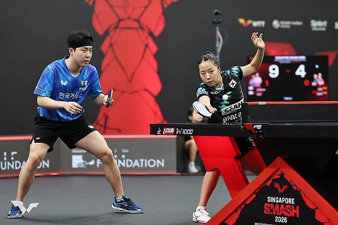탁구 혼복 세계랭킹 1위 임종훈-신유빈, 싱가포르 스매시 결승행