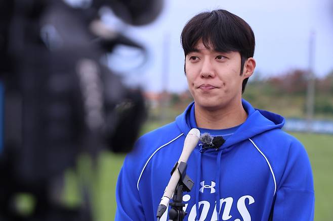 '우승 후보' 삼성, 초비상! '푸른 피 에이스' 원태인 이어 'ML 1라운더 출신' 매닝마저 팔꿈치 통증...선발 연쇄 부상에 '눈물'