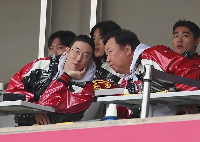 “이정후 한 명 데리고 있는 거죠” LG 차명석 단장이 꼽은 장기 레이스 핵심 전력 ‘트레이닝 파트’