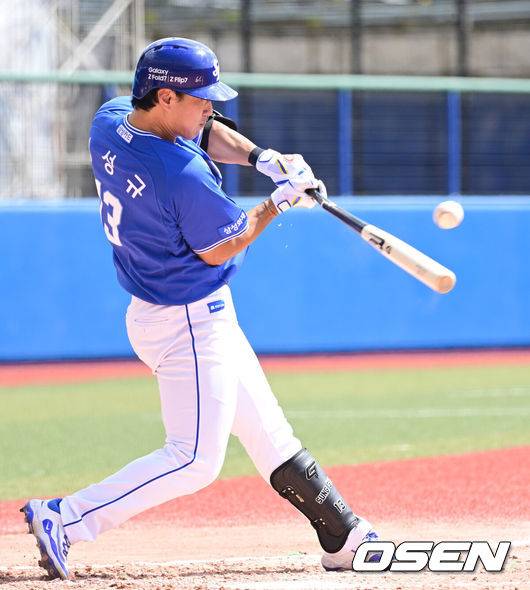 쳤다 하면 담장 밖으로! 유부남이 된 전완근 끝판왕, 2G 연속 홈런 폭발! AGAIN 2024 [삼성 캠프]