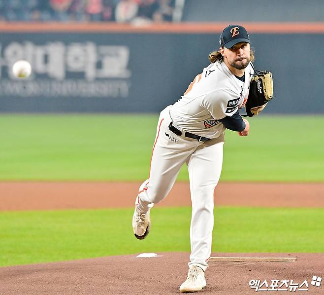 '벌써 대박 조짐인가'…한화 KS 이끈 그 선수, 시범경기 첫 등판서 2⅓이닝 무실점+최고 153km '쾅'