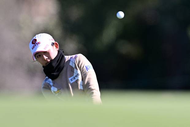 또 파4홀 ‘샷 이글’ 잡은 ‘루키 황유민’…이번엔 그린 위서 7초 걸린 ‘슬로 이글’