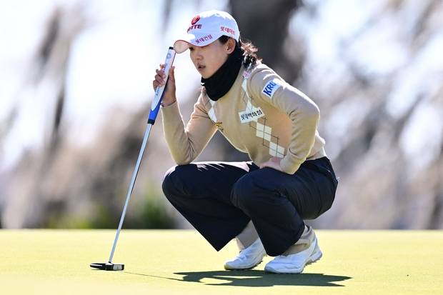 또 파4홀 ‘샷 이글’ 잡은 ‘루키 황유민’…이번엔 그린 위서 7초 걸린 ‘슬로 이글’