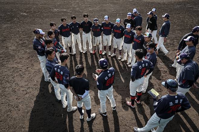 [일문일답] 박준혁 롯데 단장, 왜 총알받이 자처했나. 직접 답했다 →