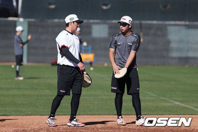 투수→타자 전향, '홈런' 치고 얼마나 신났으면 44일이 일주일처럼 짧았다…염갈량은 ‘오지환 후계자’로 점찍다