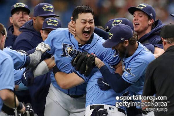 'MLB 67홈런·WS 준우승' 최지만, 국내 무대 복귀에 박차 가한다…브리온컴퍼니와 계약, 올해 드래프트 참가하나