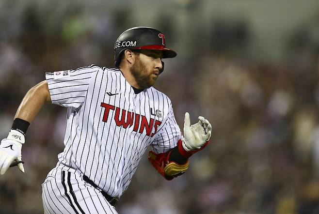 LG 스프링캠프서 나온 돌발 질문 “톨허스트 선수, 최동원이란 투수를 아나요?”