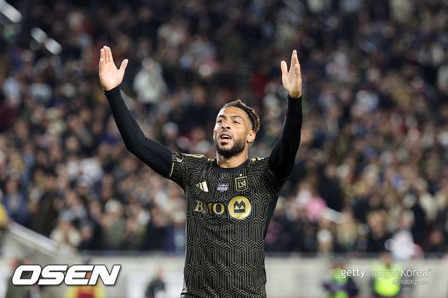 '손흥민 160억·부앙가 100억 인상설' LAFC, 공격 듀오 완전체 유지... 손흥민과 ‘흥부 듀오’ 3관왕 프로젝트 가동