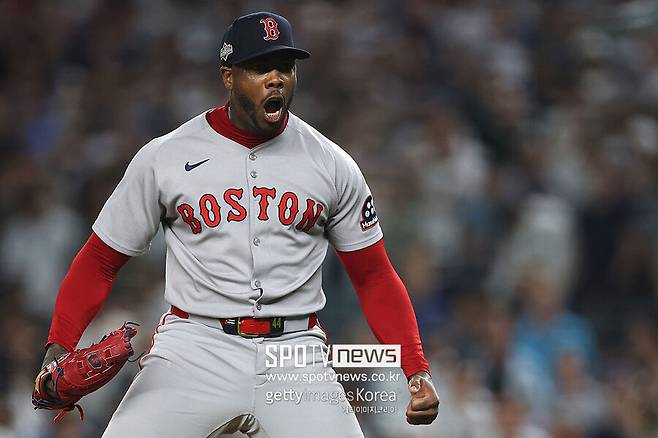 양현종 나이인데 2월 100마일 쾅, 인체의 불가사의인가… 랜디 존슨 신화 재현할까