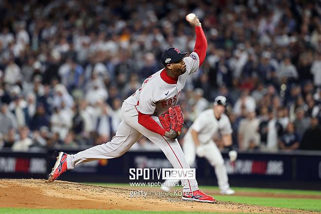 양현종 나이인데 2월 100마일 쾅, 인체의 불가사의인가… 랜디 존슨 신화 재현할까