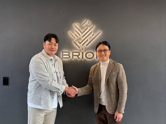 'ML 67홈런' 최지만, 브리온컴퍼니와 매니지먼트 계약…