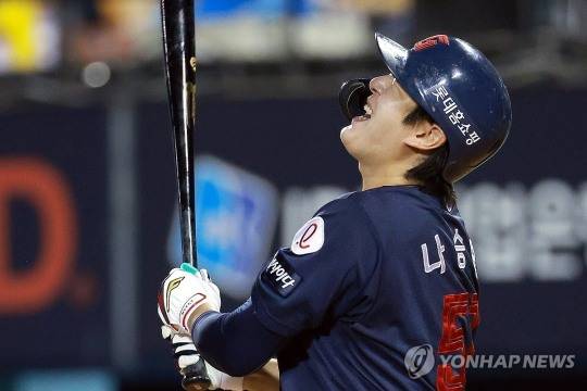 '이게 뭔가?' 나승엽, 오락 한 번에 2천만 원 날려… 김동혁은 징계 폭탄에 '최저임금 생활자' 추락