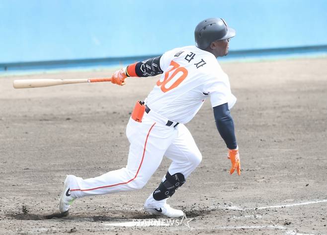 '니가 왜 거기서 나와' ML 인정 받았다! 한화 페라자 'ABS 가장 잘 뒤집은 타자' 호평